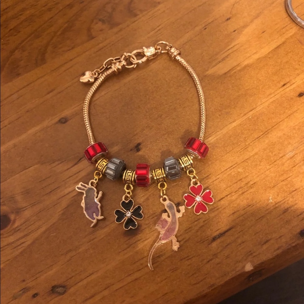 2 more of my adorable homade bracelets
